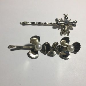 Asos Pin set